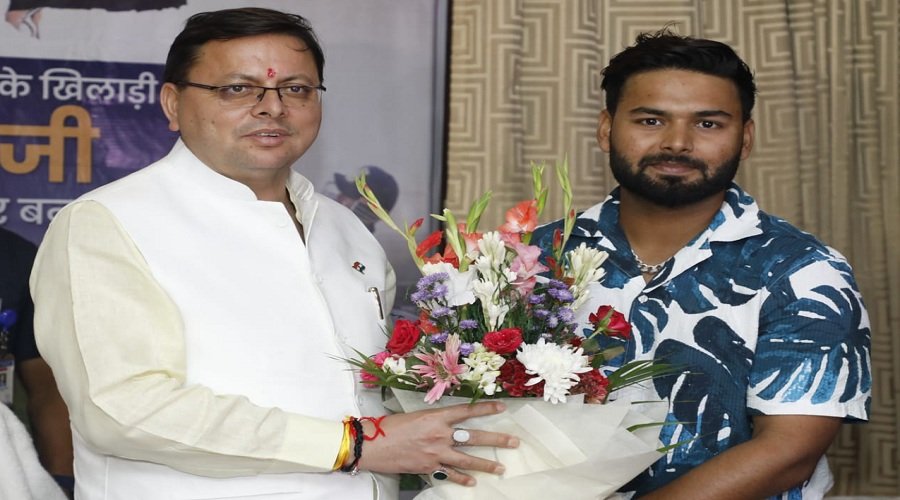 rishabh-pant-cm-dhmai.jpg