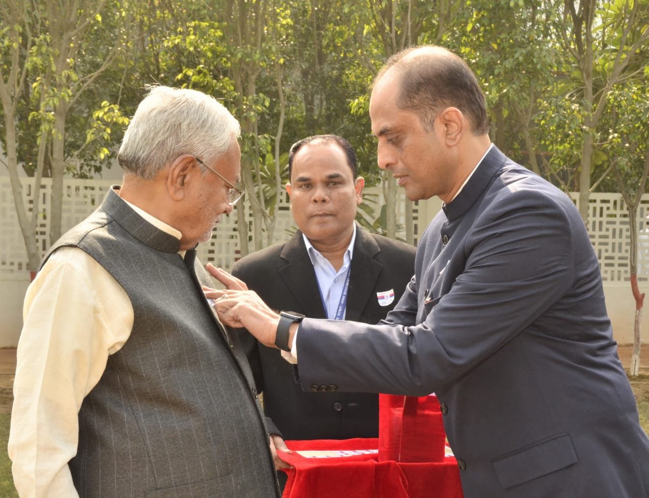 7-12-cm-jhanda-day.jpg