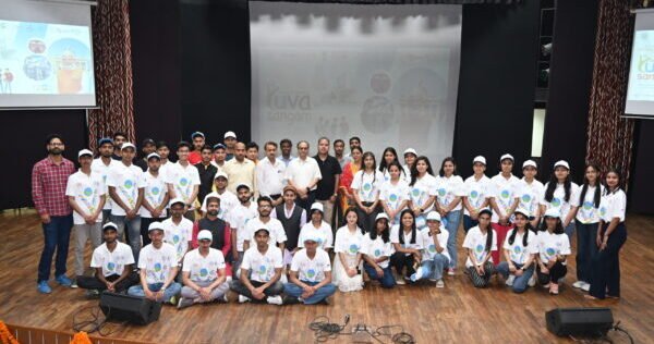 Image-IIT-Roorkee-celebrates-Yuva-Sangam-II-Youth-from-Uttarakhand-to-Visit-Telangana-02-scaled-e1684178405891.jpg