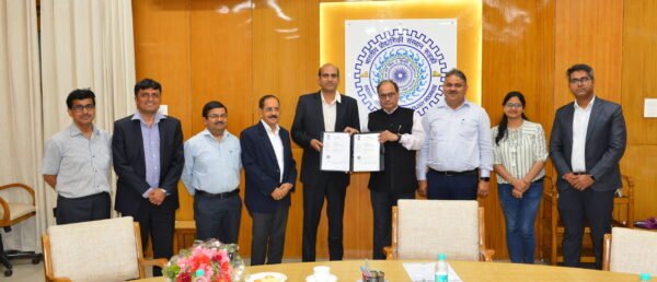 Image-IITRDF-and-PTC-India-Financial-Services-Ltd.-PFS-inked-an-MoU-scaled-e1683372423783.jpg